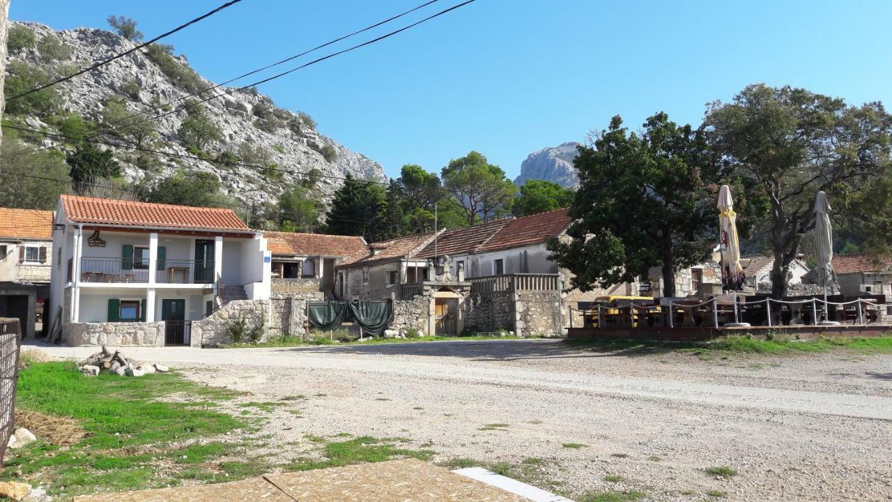 Holiday Home Paklenica Starigrad Paklenica Exterior photo